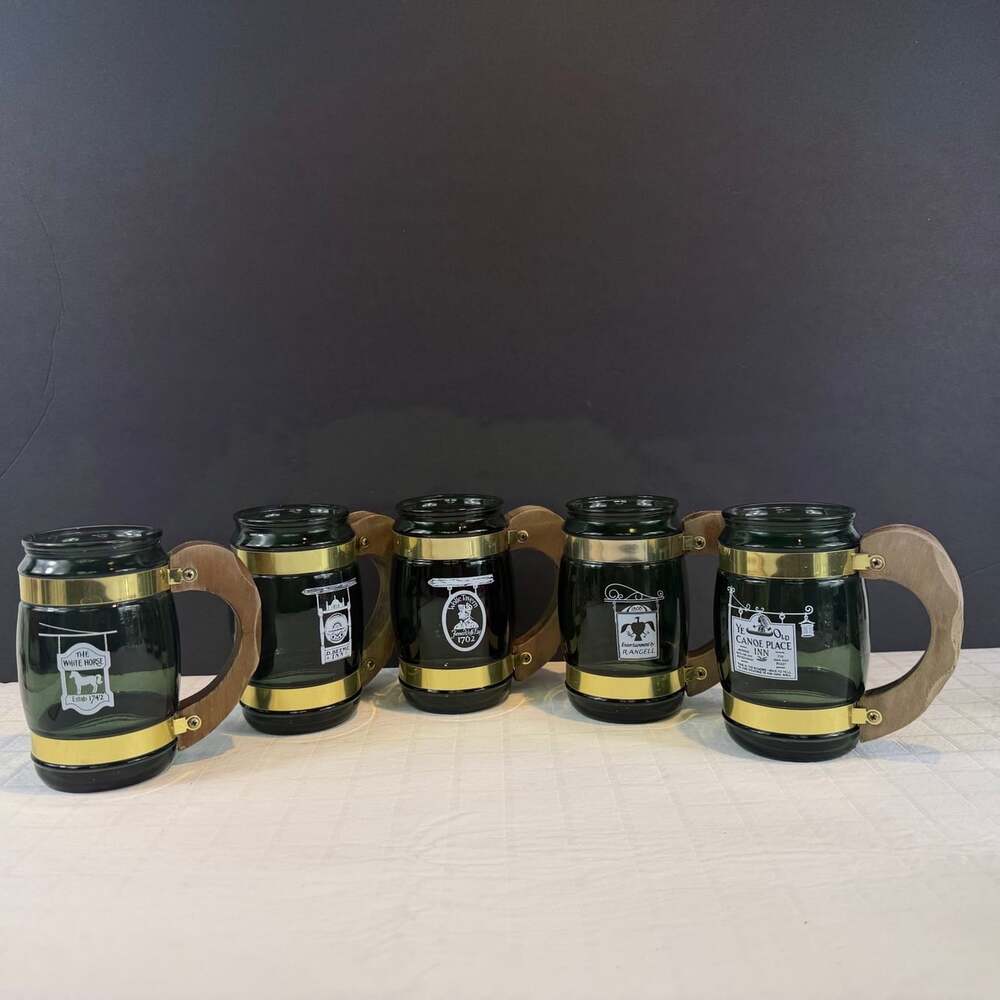 SIESTA WARE Colonial Tavern Mugs Vintage Green Glass Set of Five Wood Handle